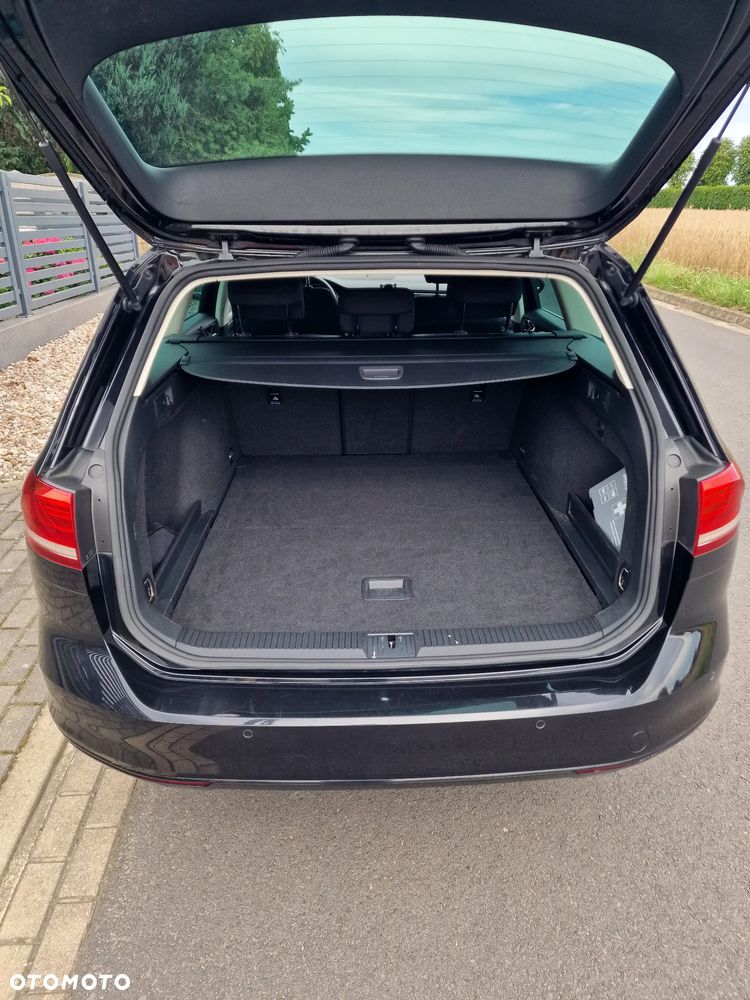 Volkswagen Passat Variant 2.0 TDI BMT Comfortline - 18