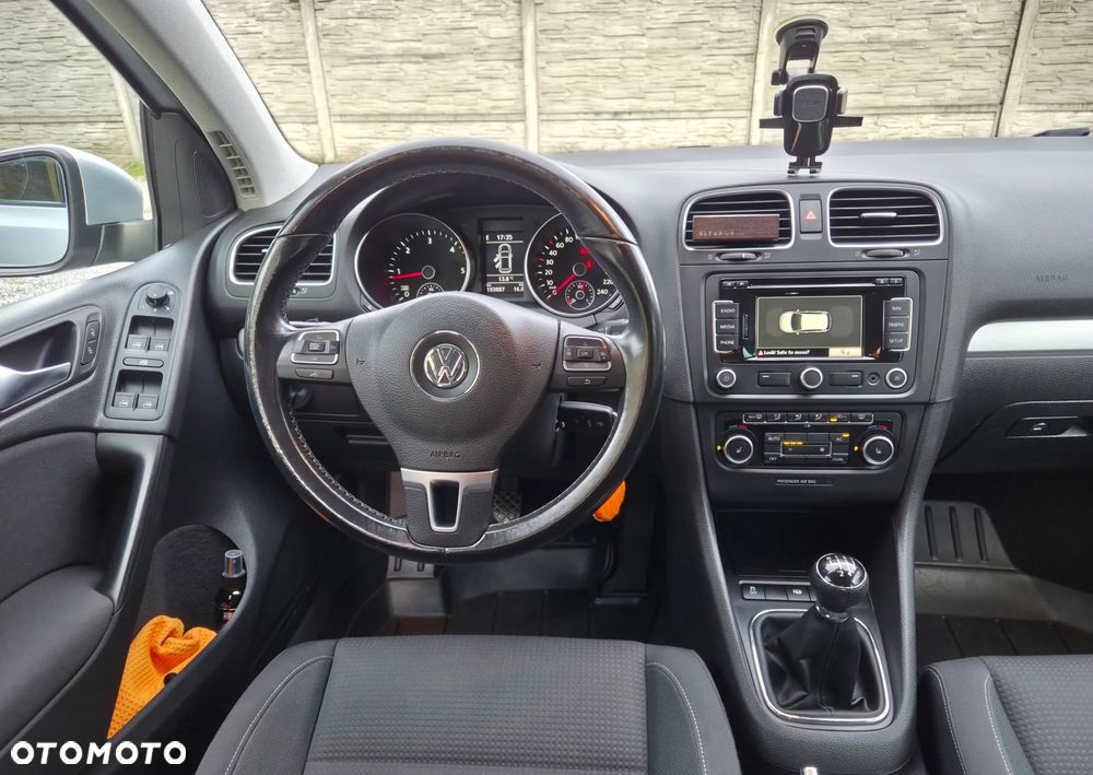 Volkswagen Golf 1.6 TDI DPF Comfortline - 11