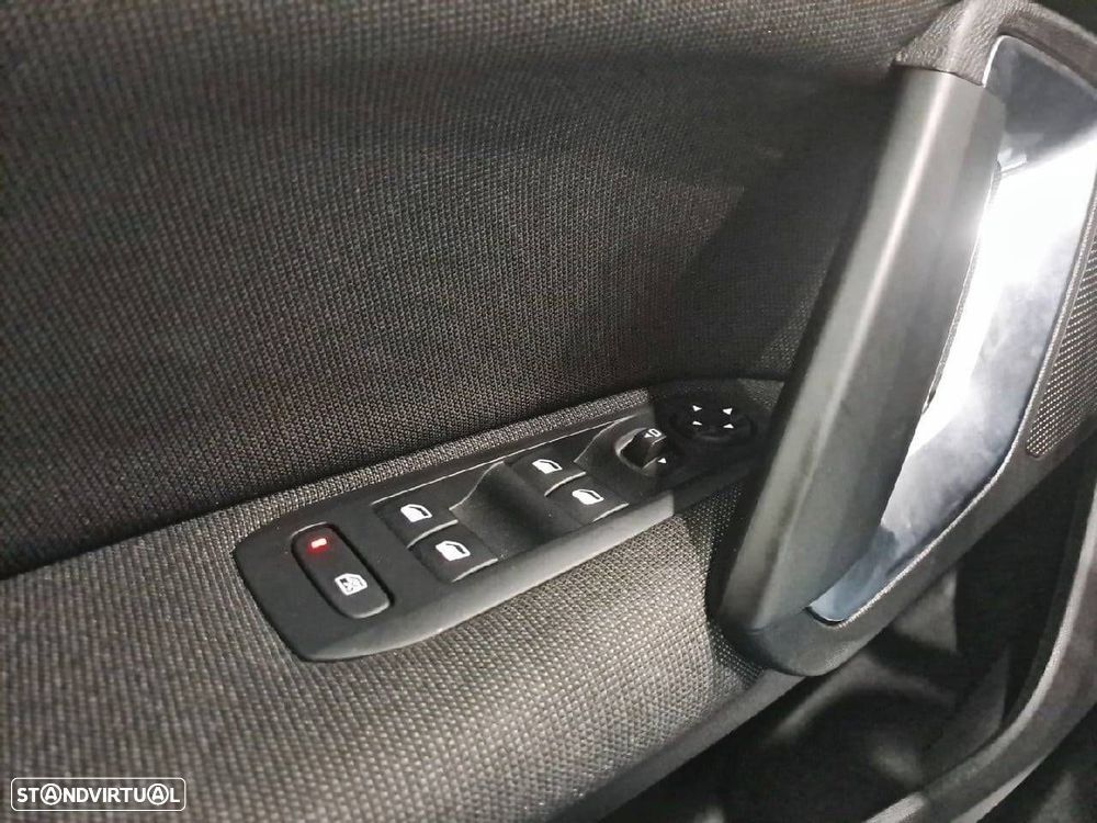Peugeot 308 SW 1.5 BlueHDi Allure - 22