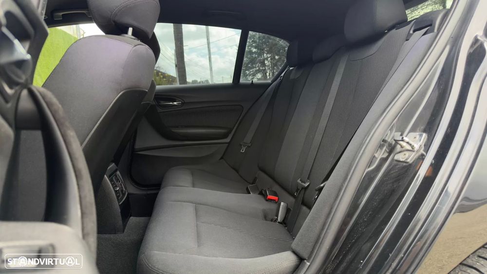 BMW 118 dA Line Sport - 11