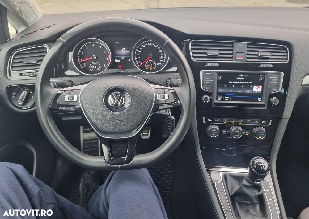 Volkswagen Golf 1.2 TSI BlueMotion Technology Allstar - 9