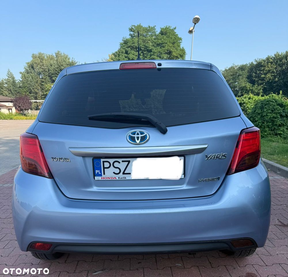 Toyota Yaris - 4