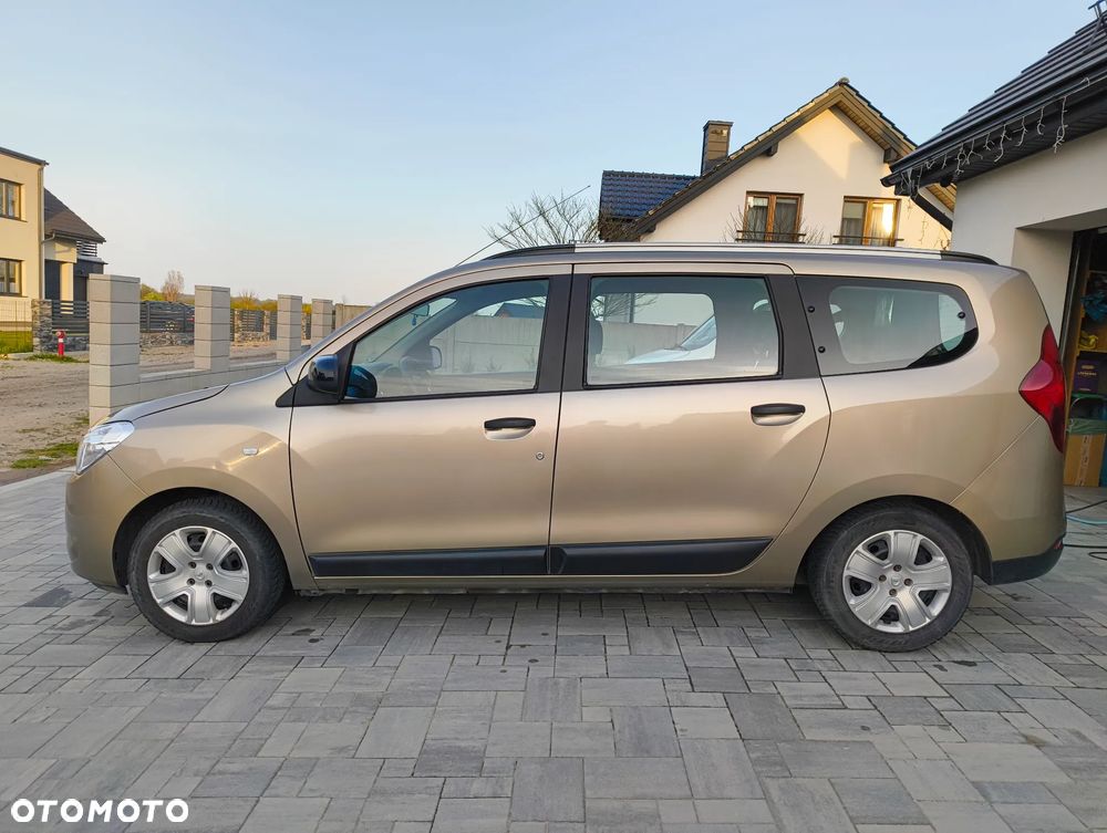 Dacia Lodgy 1.3 TCe Laureate S&S - 8