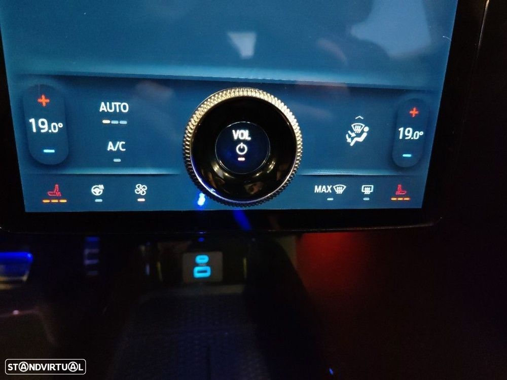 Ford Mustang Mach-E 75.7 kWh Premium AWD - 9