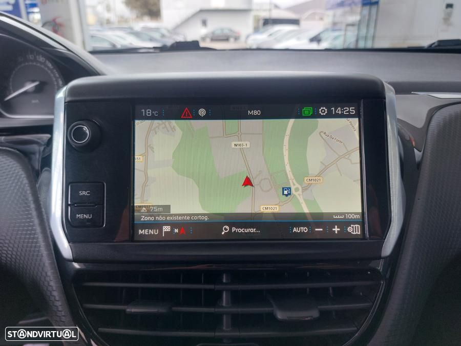 Peugeot 2008 1.5 BlueHDi Signature - 6