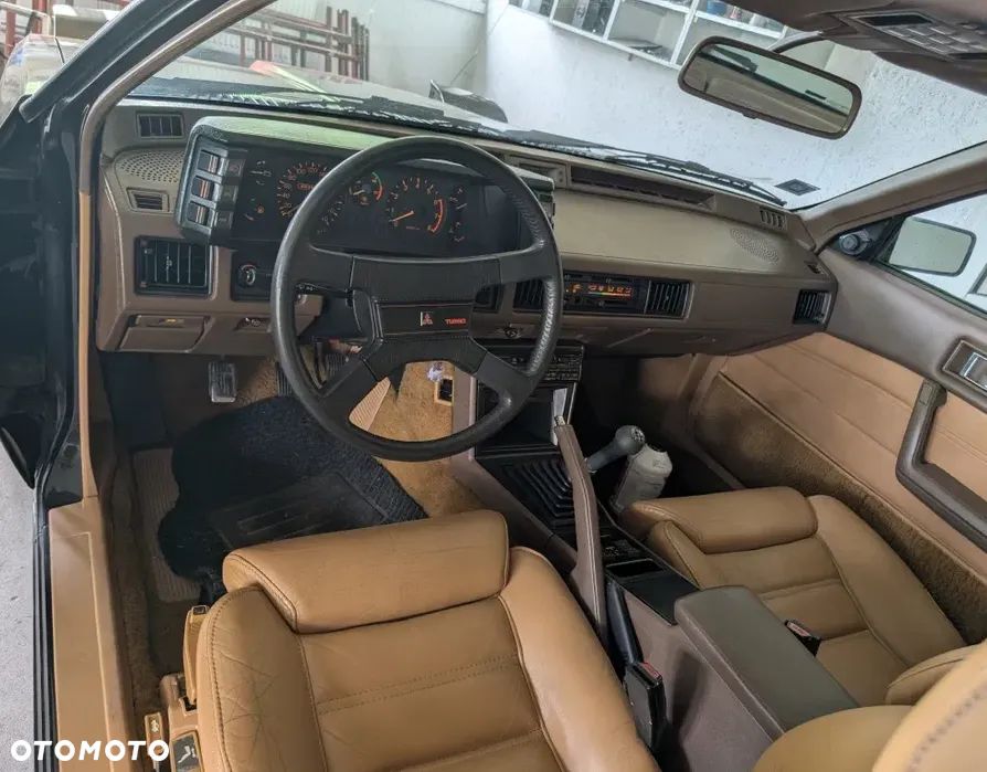 Mitsubishi Starion - 7