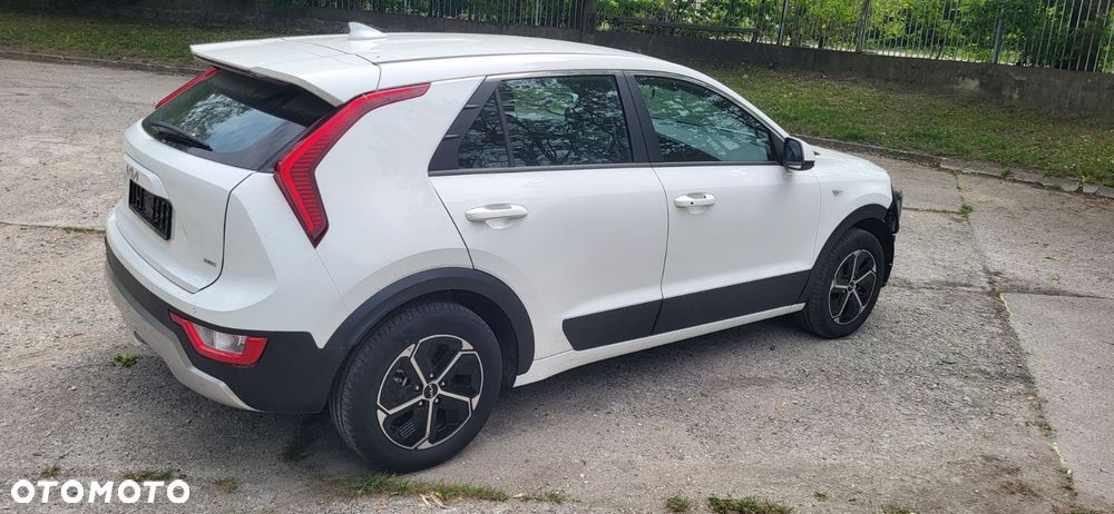 Kia Niro 1.6 GDI Hybrid L - 4