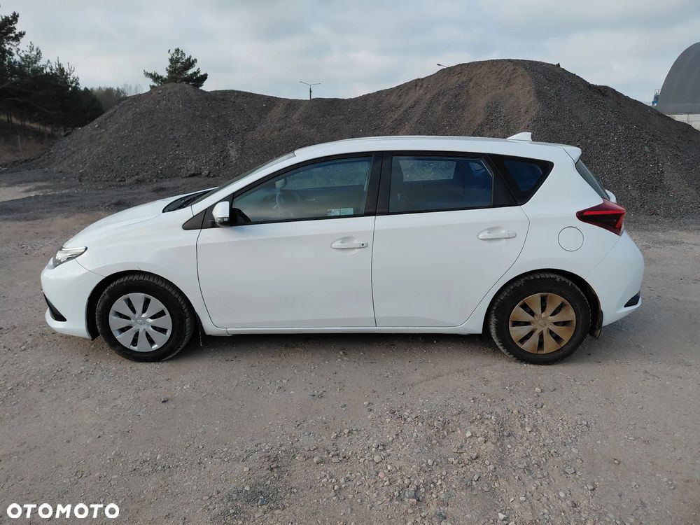 Toyota Auris 1.33 VVT-i Active - 3