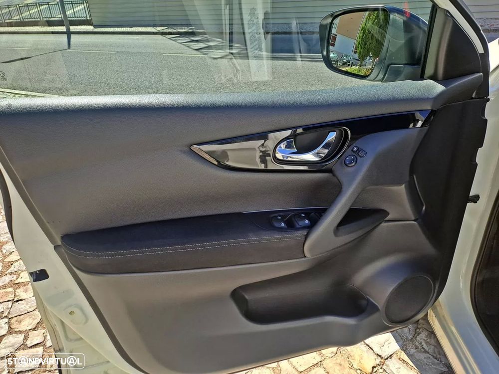 Nissan Qashqai 1.5 dCi Tekna - 9