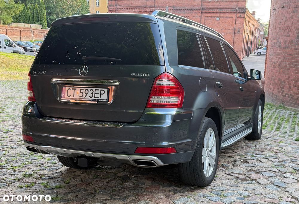 Mercedes-Benz GL 350 CDI DPF 4Matic BlueEFFICIENCY 7G-TRONIC Grand Edition - 7