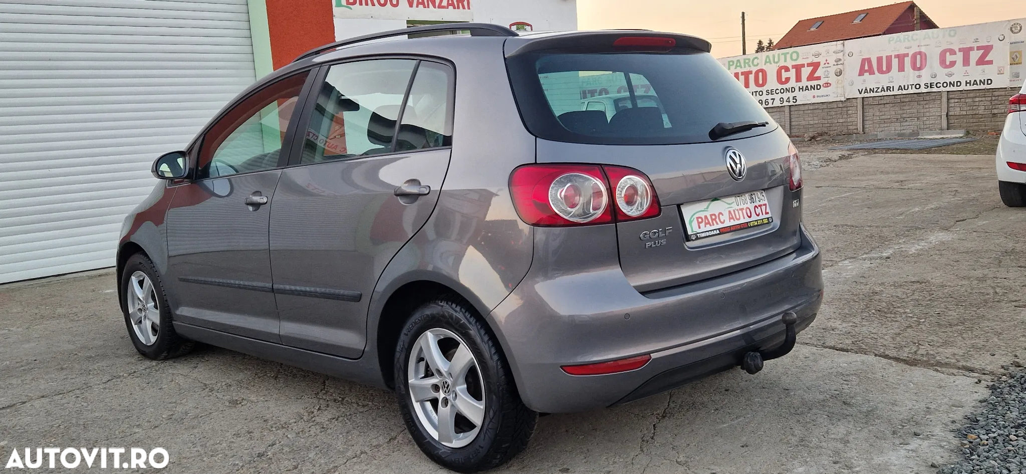 Volkswagen Golf Plus - 34