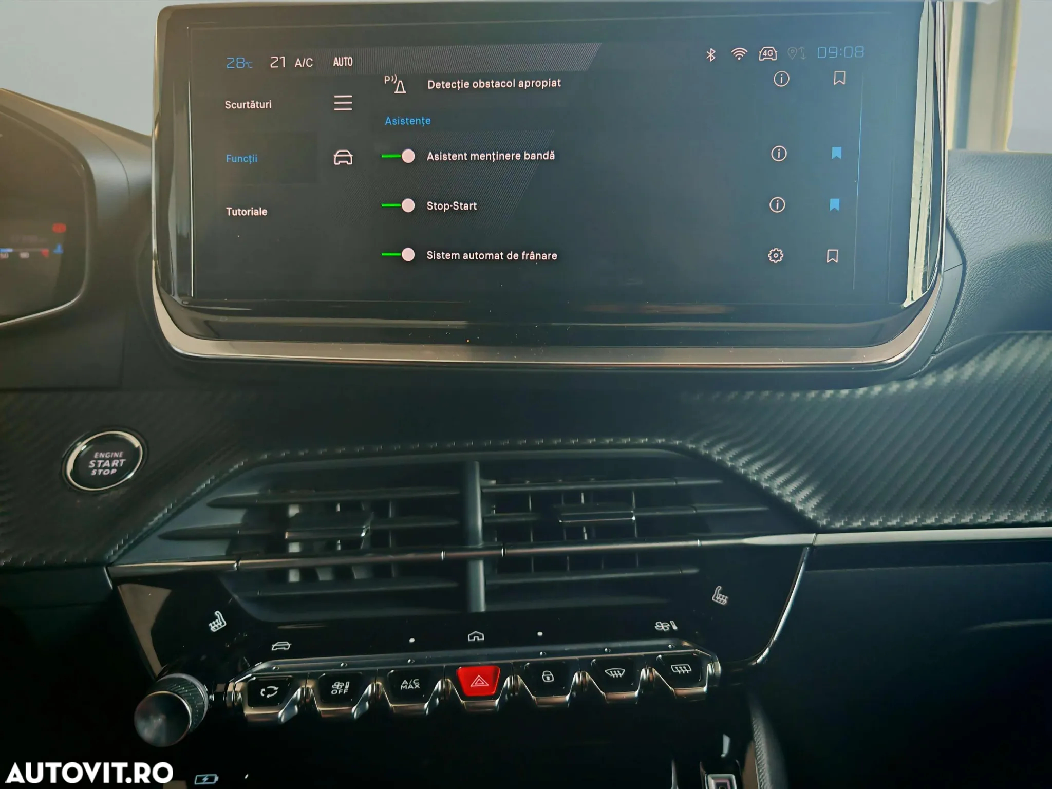 Peugeot 2008 1.2L PureTech 130 S&S EAT8 Allure - 20