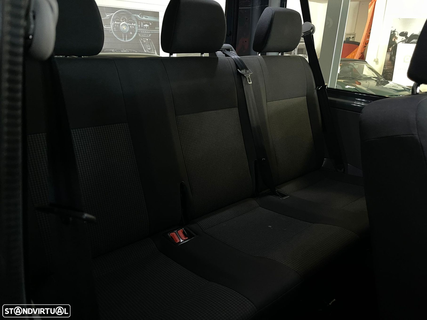 VW Transporter - 33