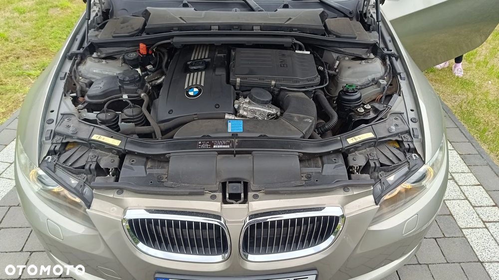 BMW Seria 3 335i xDrive Edition Exclusive - 15