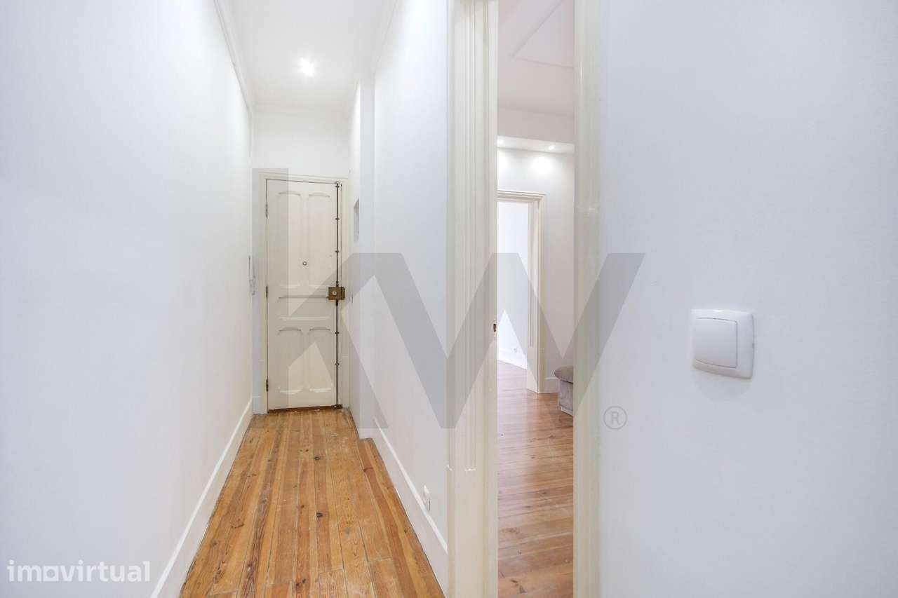 Apartamento T1 I Campo de Ourique I Venda - Grande imagem: 2/23