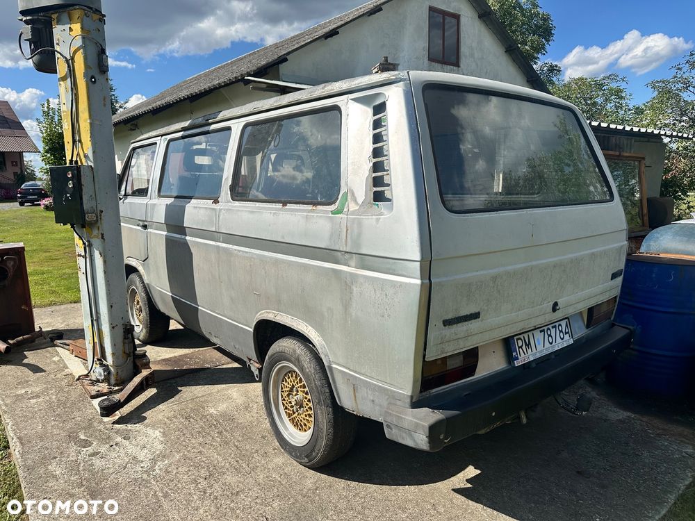 Volkswagen Transporter - 4