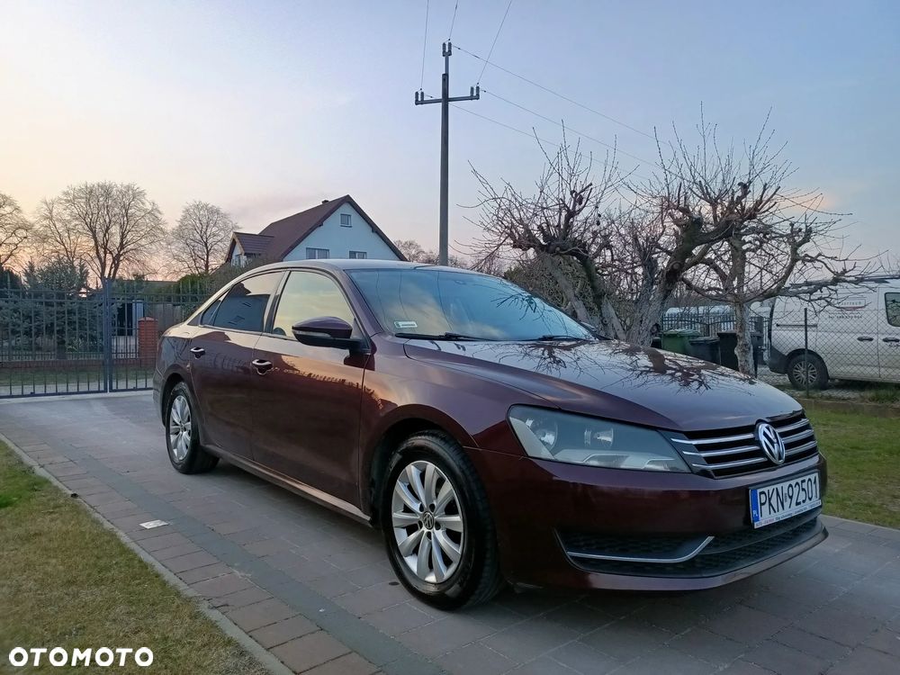 Volkswagen Passat - 2