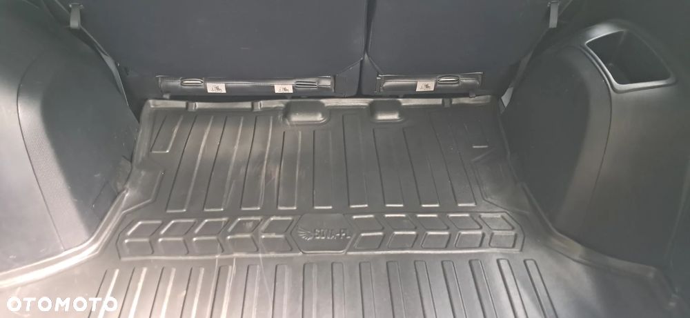 Mitsubishi Outlander 2.2 DI-D 4WD Invite - 24