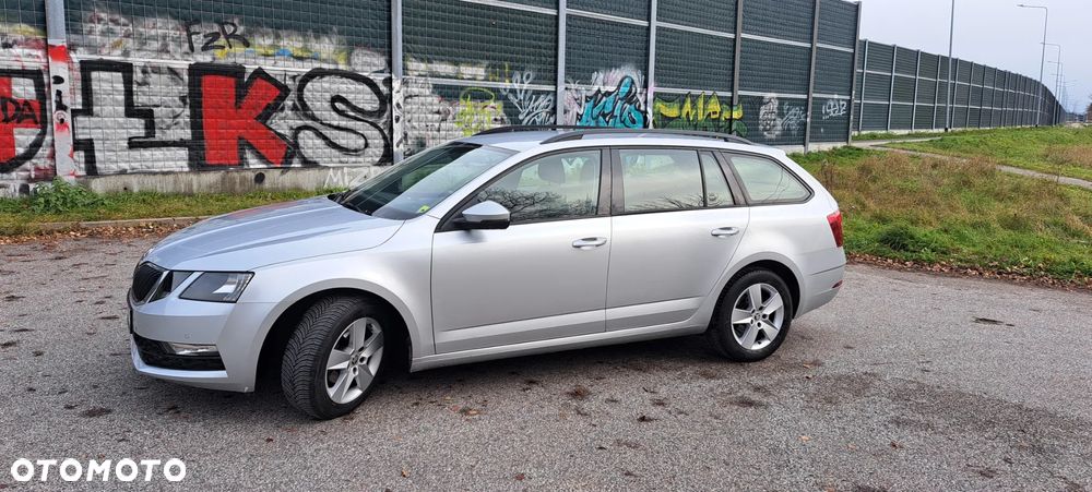 Skoda Octavia 1.6 TDI Ambition - 2