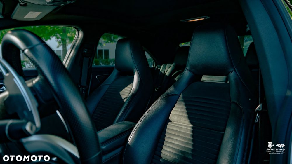 Mercedes-Benz CLA AMG 45 4-Matic - 31