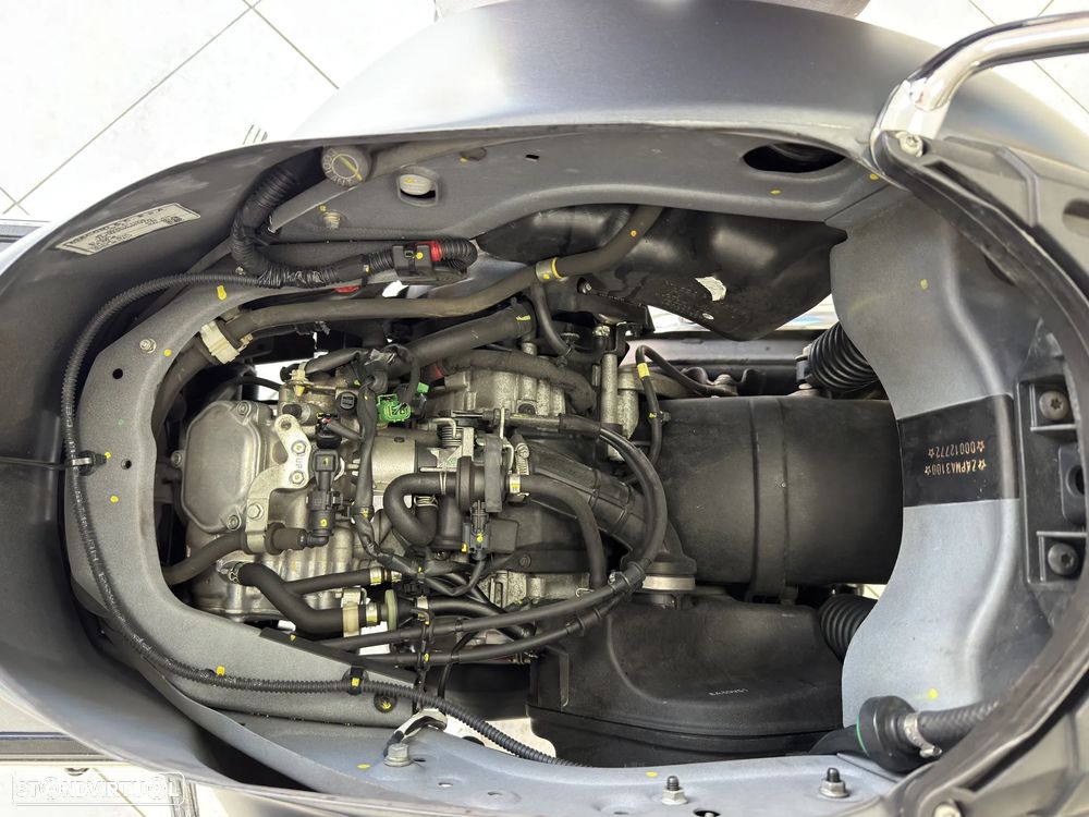 Piaggio Super GTS Super - 23