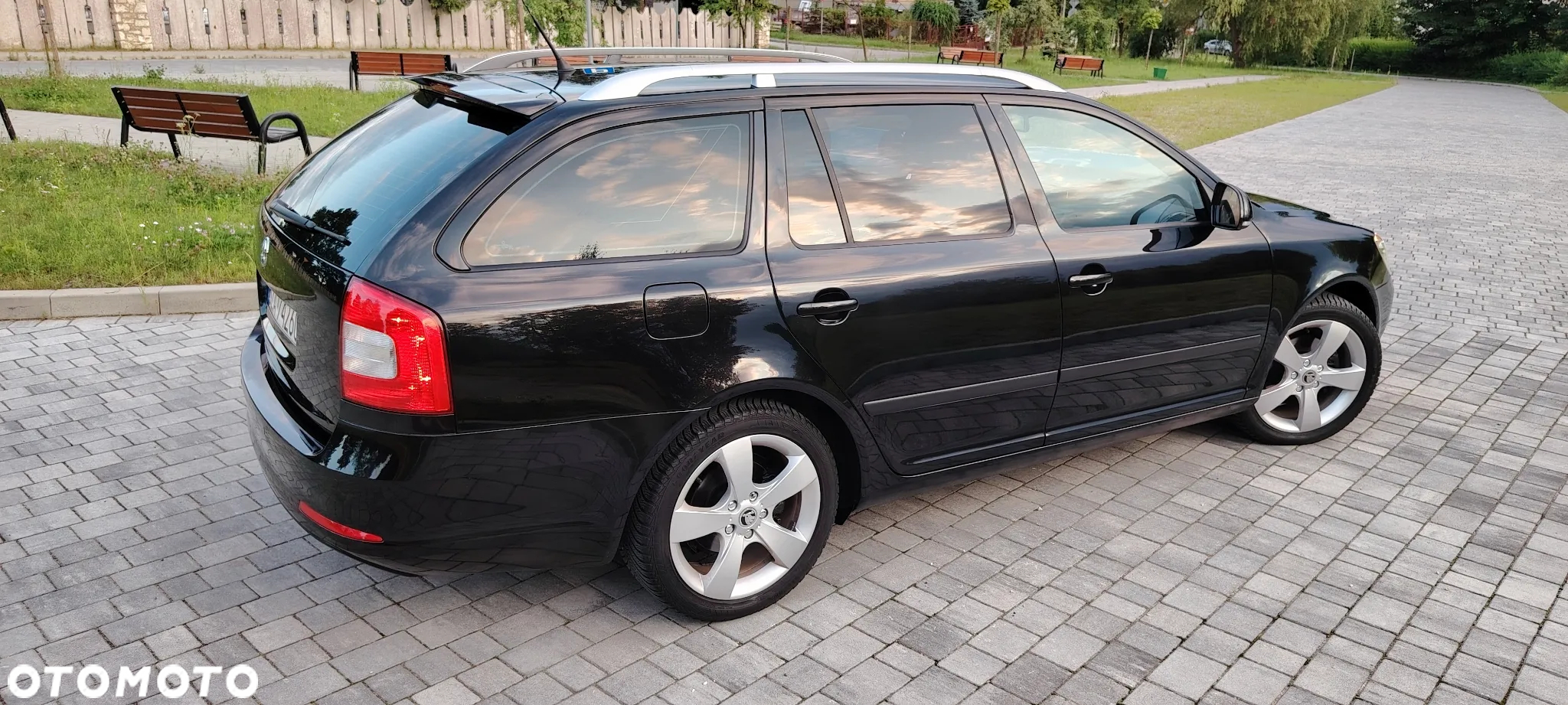 Skoda Octavia 2.0 TDI DPF SPORT EDITION - 8