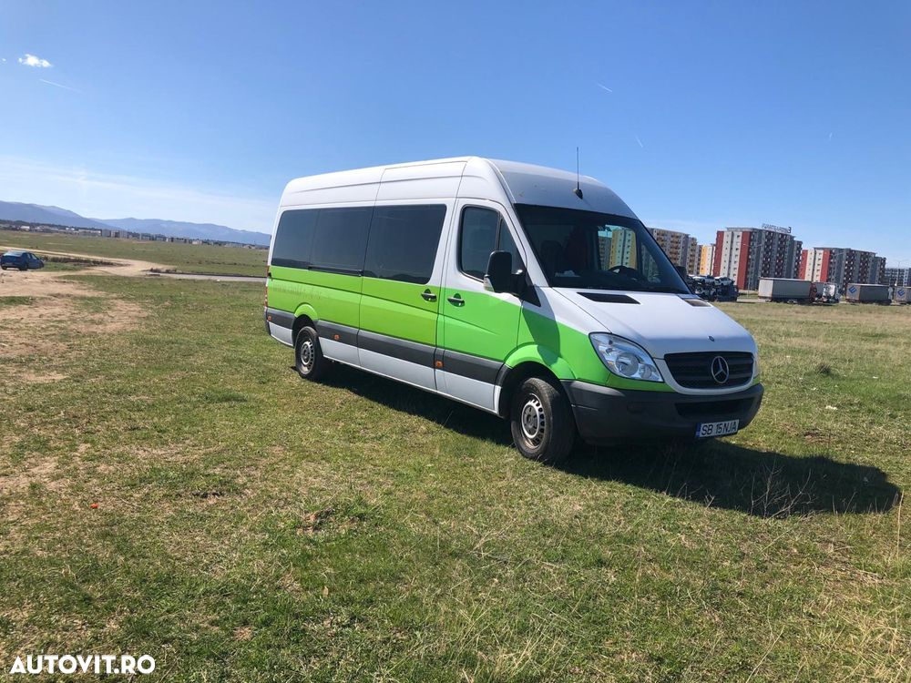 Mercedes-Benz Sprinter - 2