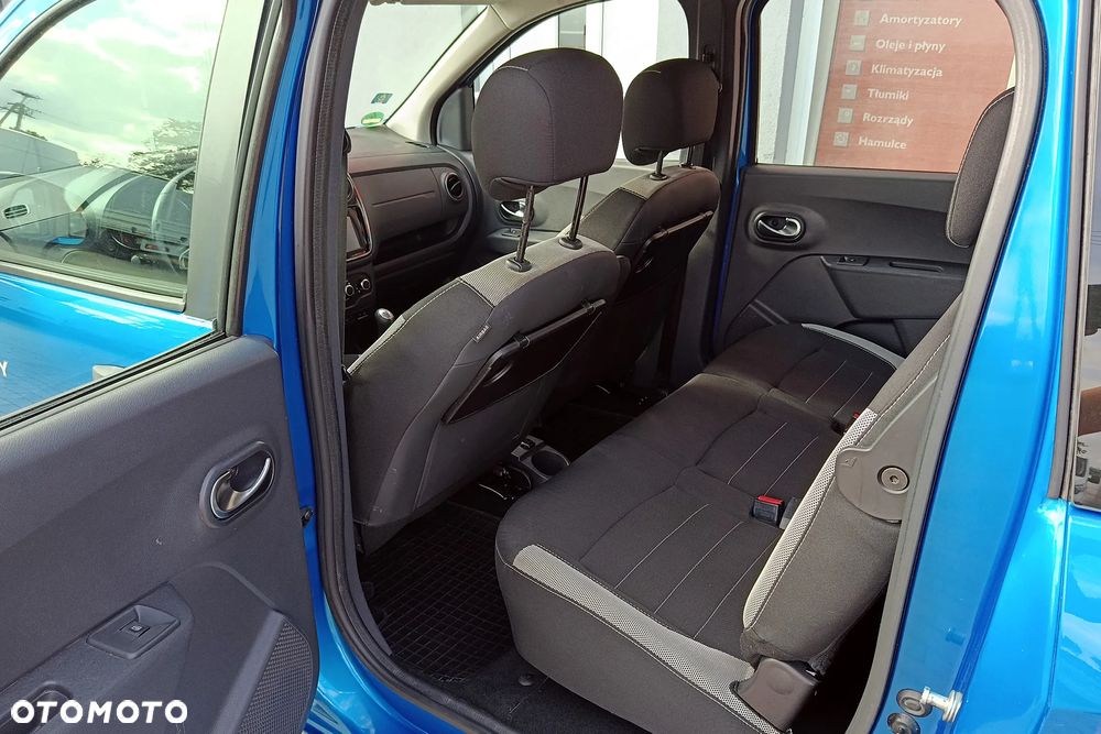 Dacia Lodgy SCe 100 Stepway - 30