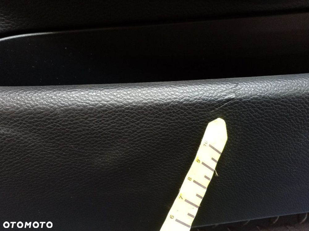 BMW 1 E81 DRZWI PRZÓD PRAWE PRZEDNIE KARMESINROT A61 - 16