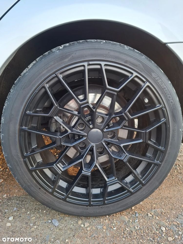 BMW Seria 3 320i - 17