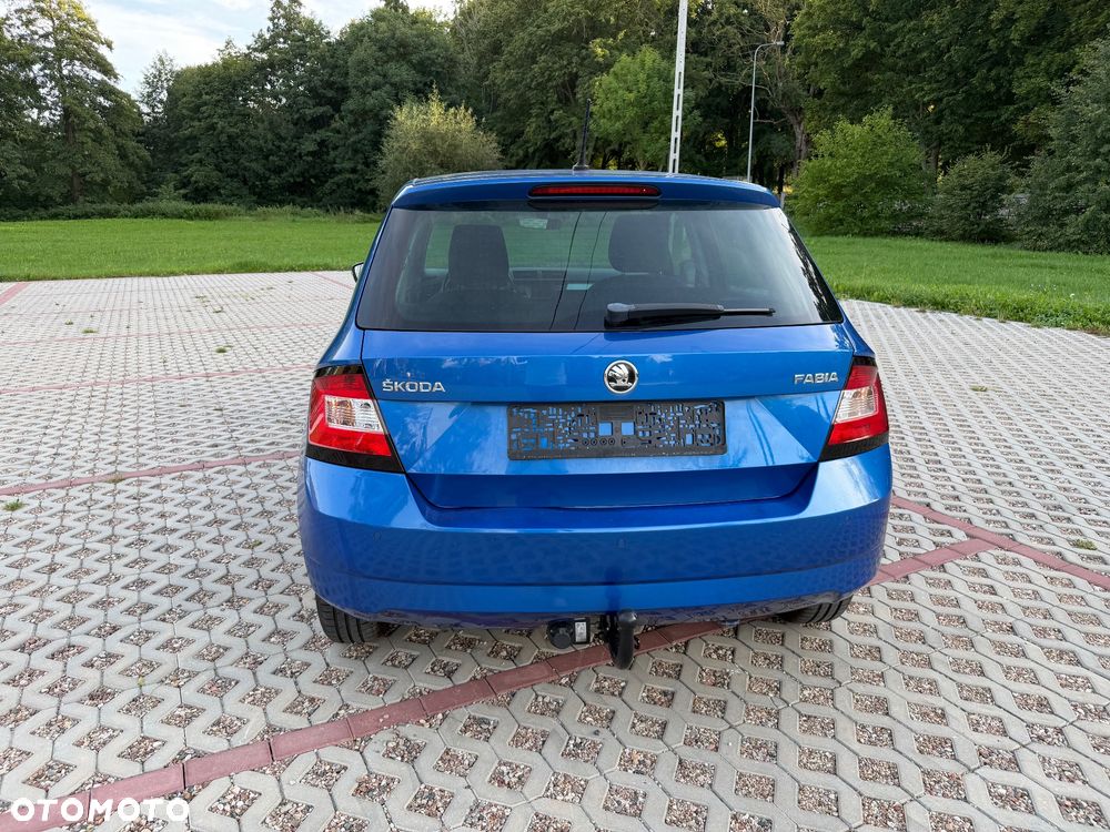 Skoda Fabia 1.2 TSI Active - 4