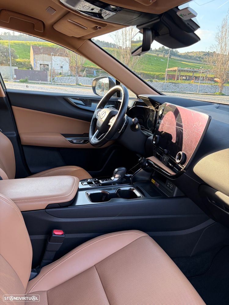 Lexus NX 450h+ Executive+ - 6