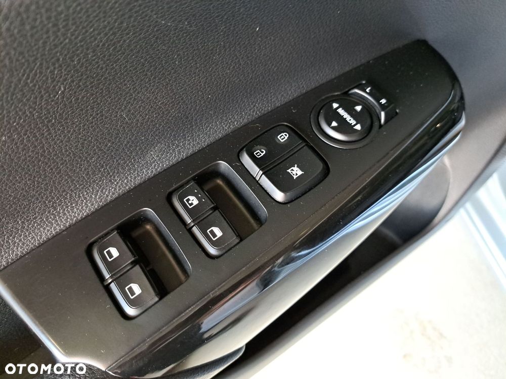 Kia Picanto 1.2 L - 24