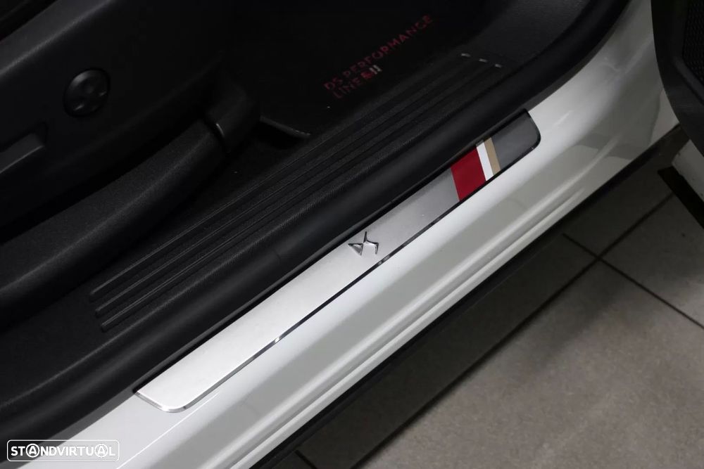 DS DS7 Crossback E-TENSE 4x4 PERFORMANCE LINE - 8