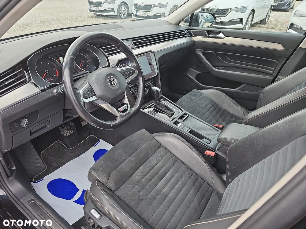Volkswagen Passat 2.0 TDI 4Mot Elegance DSG - 10