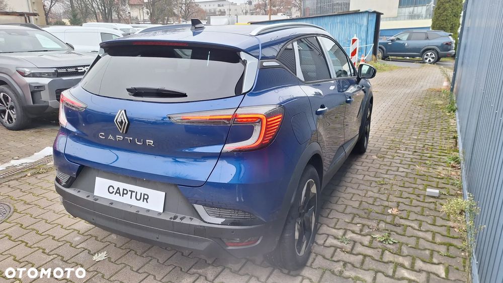 Renault Captur 1.3 TCe mHEV Techno EDC - 4