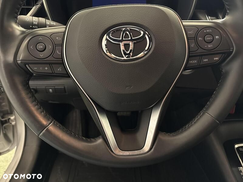 Toyota Corolla - 13