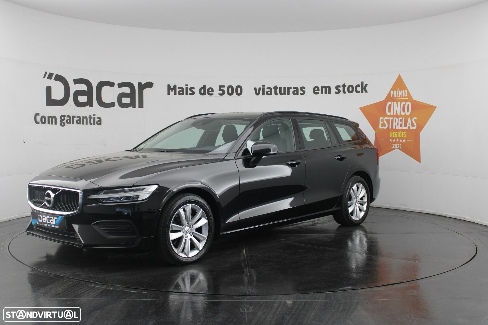 Volvo V60 2.0 B4 Momentum Core Geartronic - 4