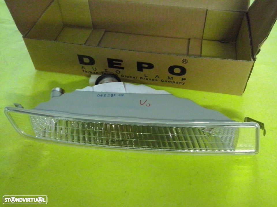 Farolim frente dieito Opel Vivaro NOVO - 1