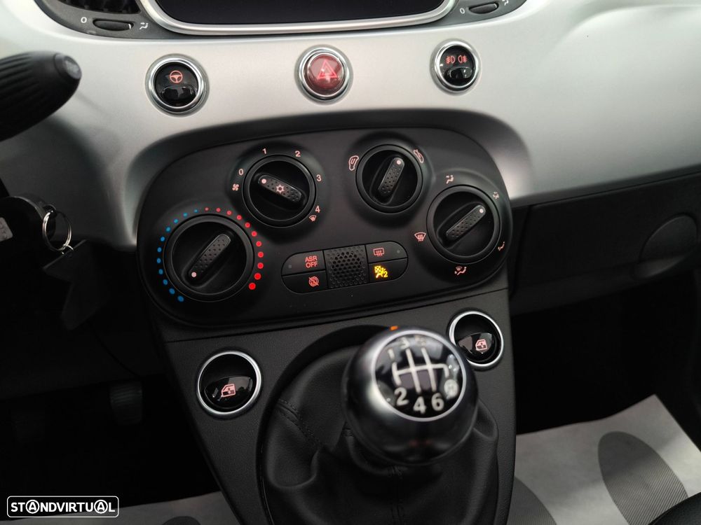 Fiat 500C 1.0 Hybrid Connect - 16