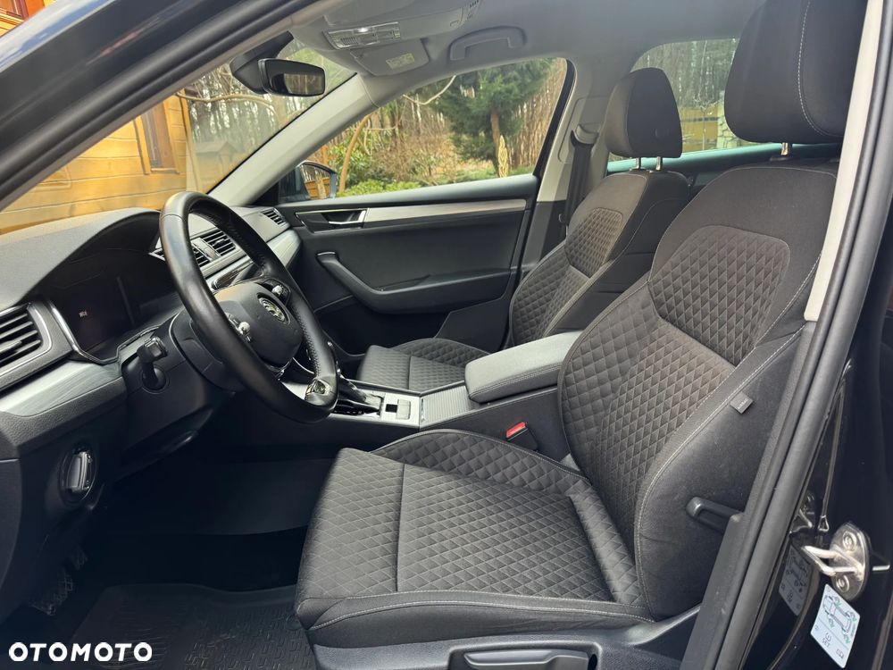 Skoda Superb 2.0 TSI Ambition DSG - 13