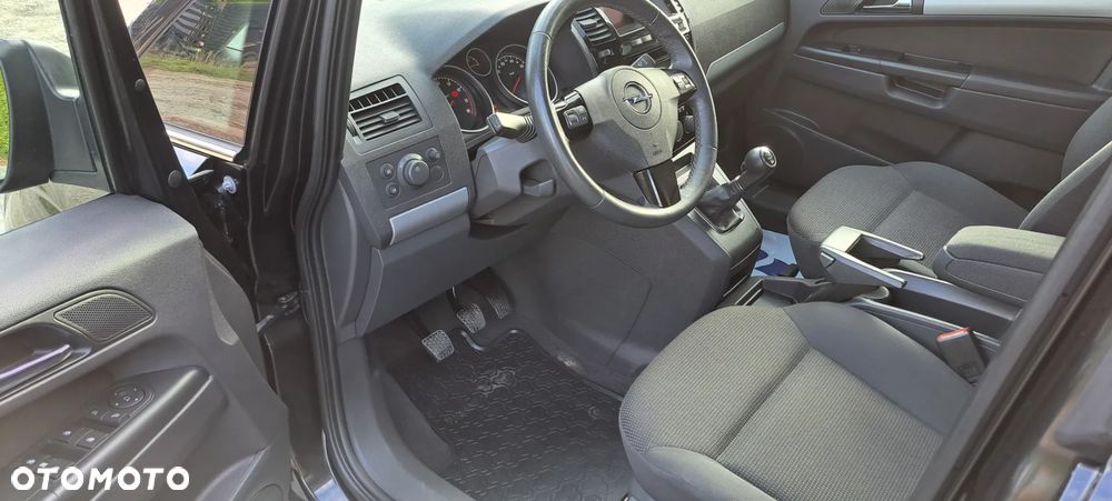 Opel Zafira 1.8 Innovation - 23