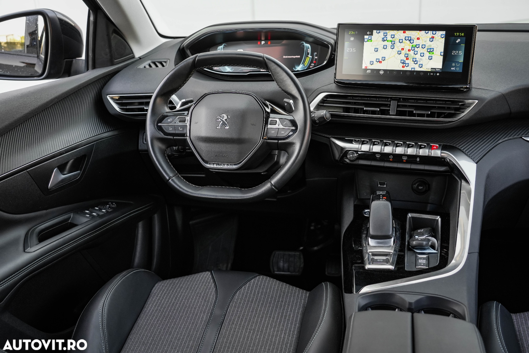 Peugeot 3008 PHEV EAT8 Allure - 4