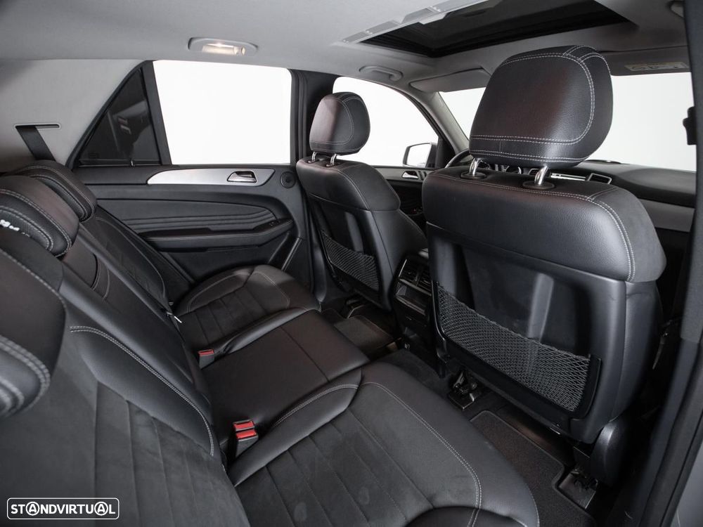 Mercedes-Benz ML 250 - 12