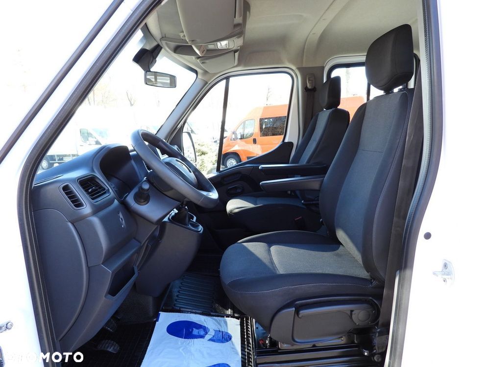 Renault MASTER WYWROTKA TROJSTRONNA PODWÓJNA KABINA DOKA 6 MIEJSC LEDY  145KM - 29