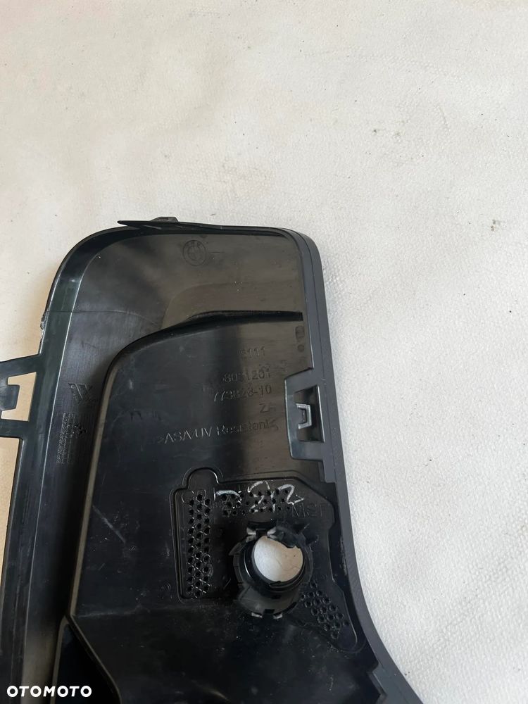 LEWA KRATKA DOLNA ZDERZAKA PRZEDNIEGO G02 X4 - 5