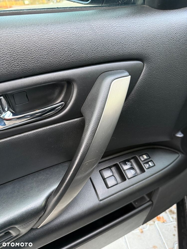 Infiniti FX FX35 - 28