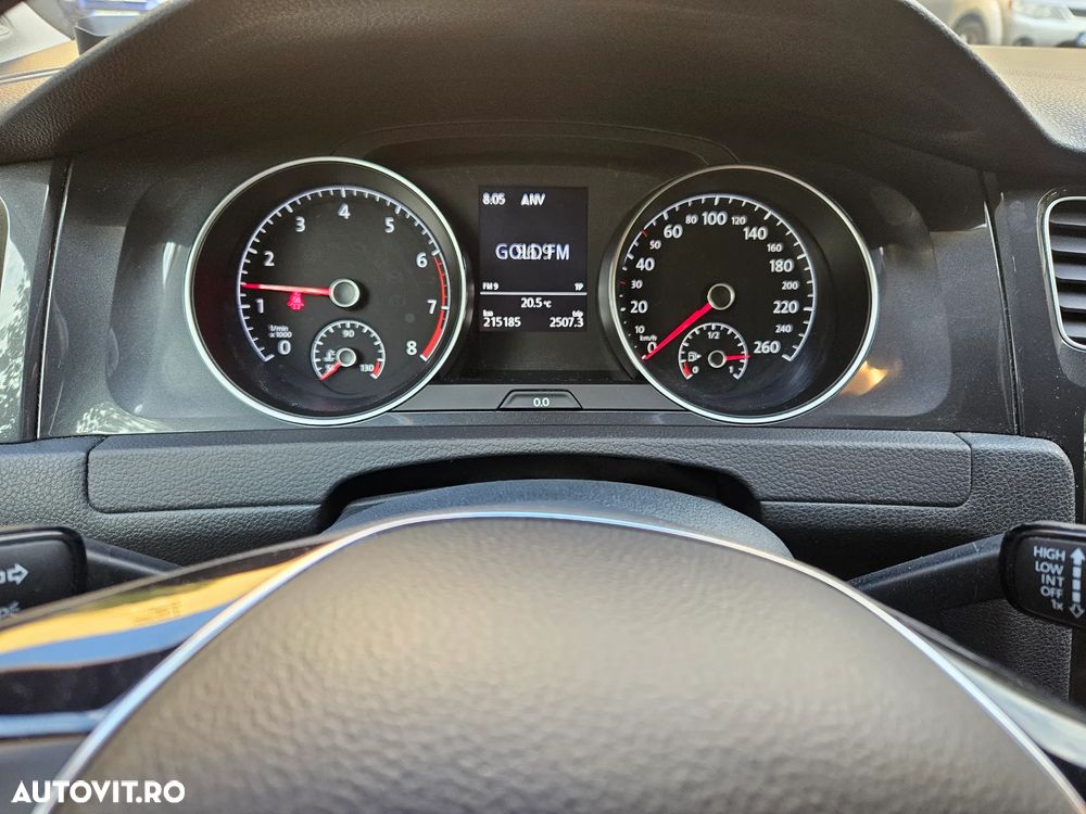 Volkswagen Golf 1.0 TSI Comfortline - 9