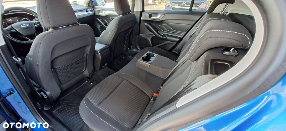 Ford Focus 1.0 EcoBoost Active - 25