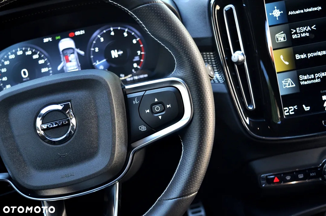 Volvo XC 40 - 22